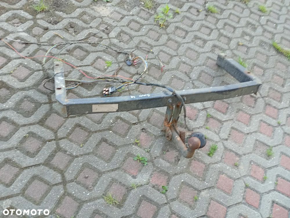 hak  AUDI A4 B5 94-01r. - 2