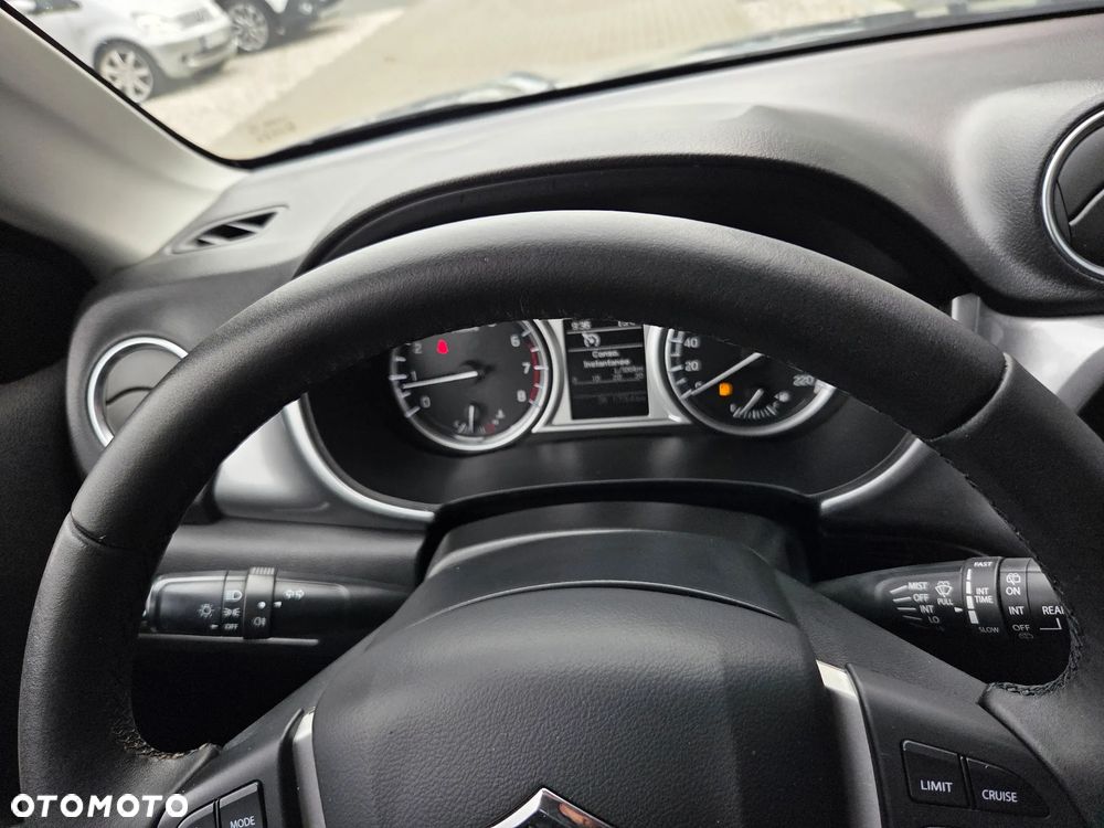 Suzuki Vitara 1.6 (4x2) Comfort - 30