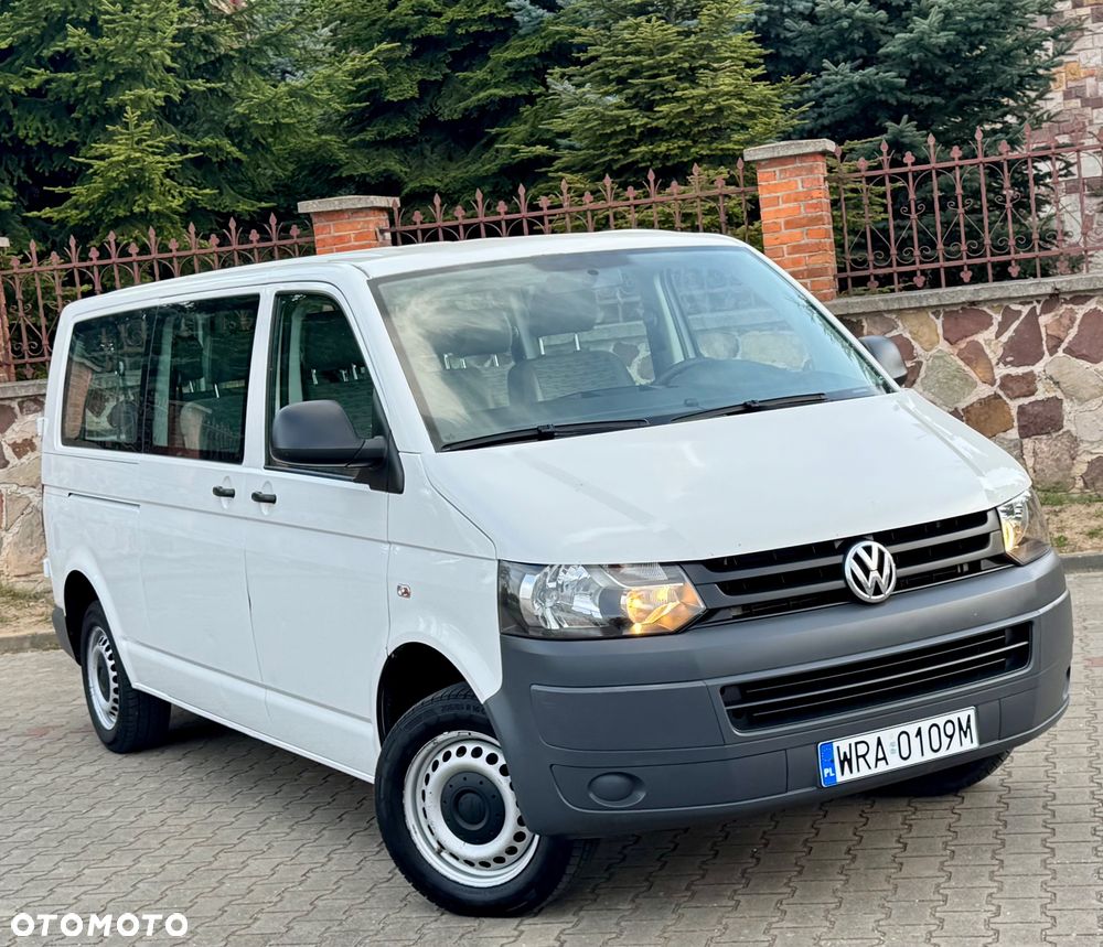 Volkswagen Caravelle - 3