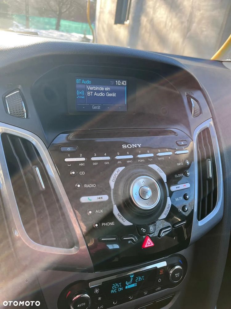 Ford Focus 1.6 TDCi DPF Start-Stopp-System SYNC Edition - 5