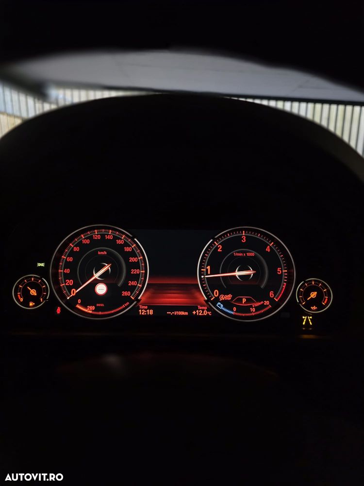 BMW Seria 5 520d Aut. Luxury Line - 19