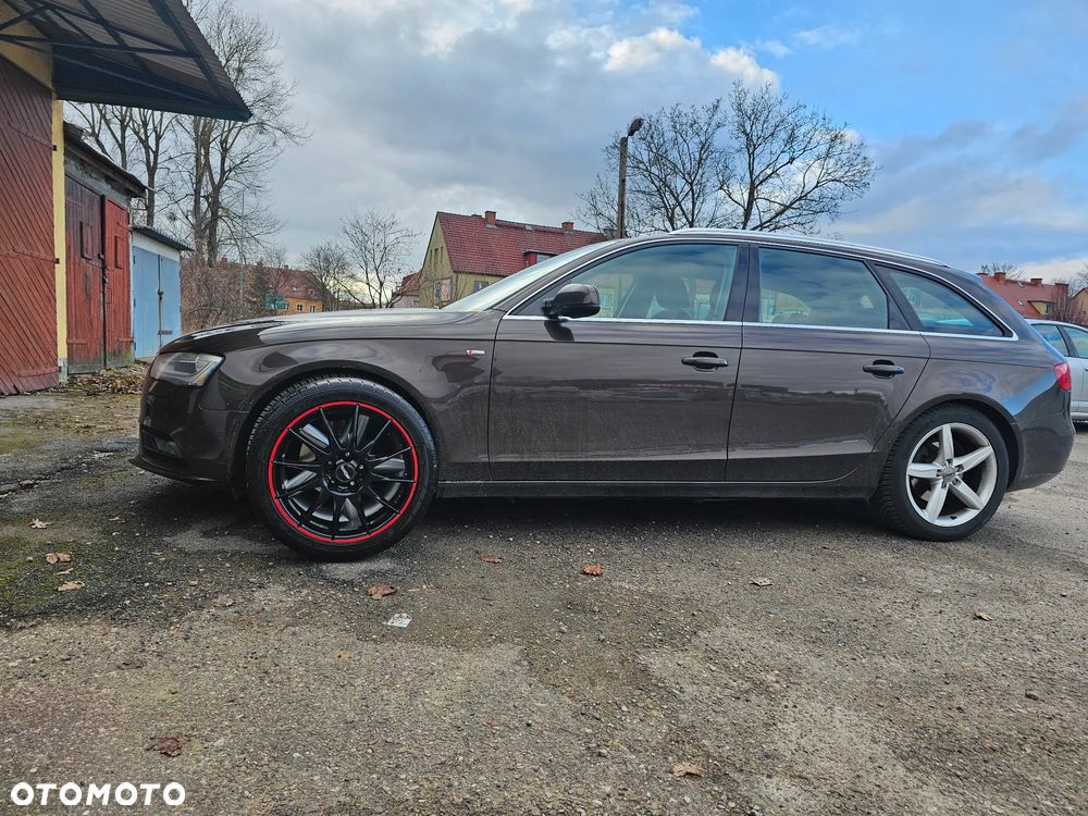Audi A4 Avant - 27