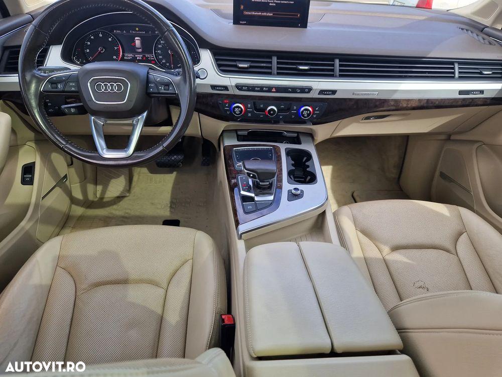 Audi Q7 - 12