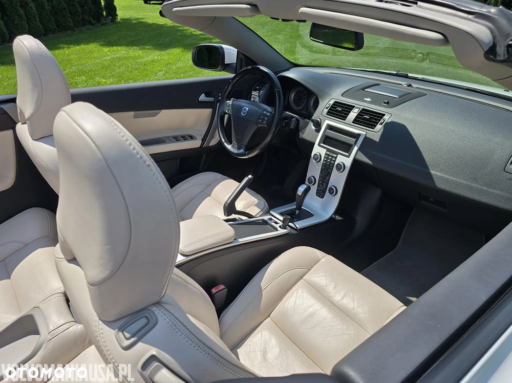 Volvo C70 T5 Summum - 11