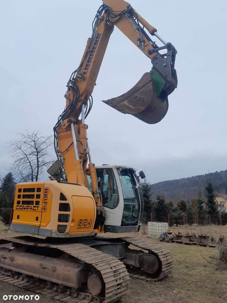 Liebherr R924 Litronic Compact, ramię 3x łamane, Klima, bez DPF - 9