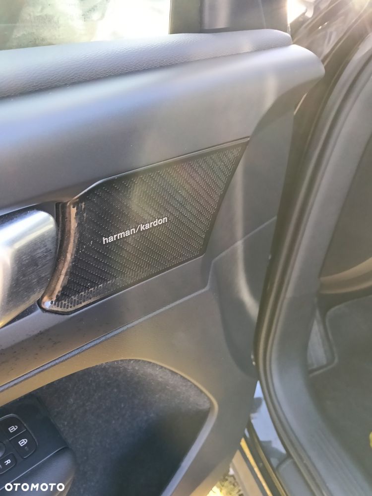 Volvo XC 40 - 8