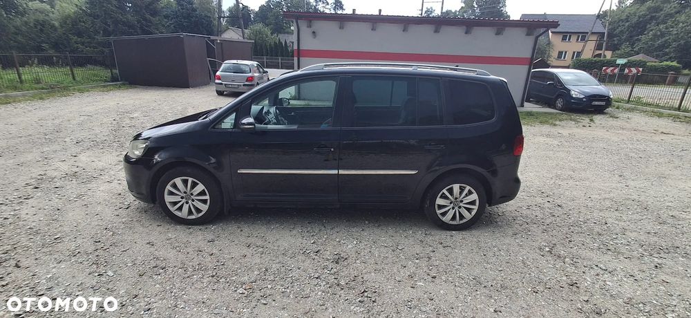 Volkswagen Touran - 2