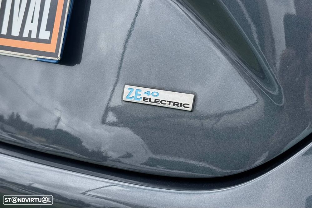 Renault Zoe (c/ Bateria) 41 kwh Intens - 35