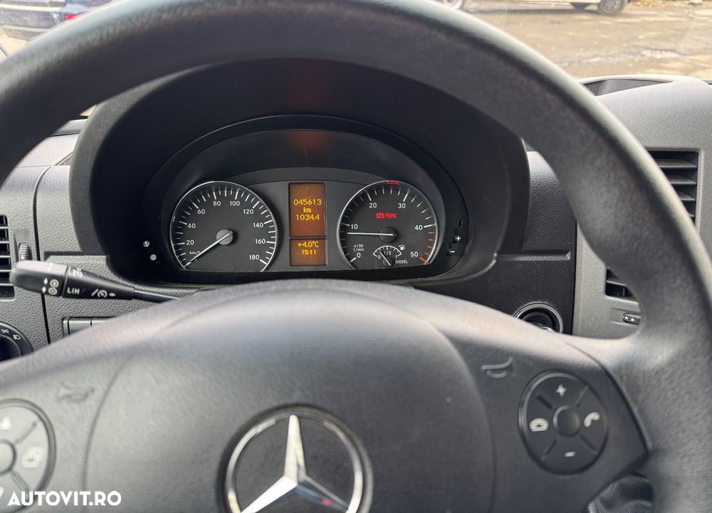 Mercedes-Benz Sprinter 213 - 7