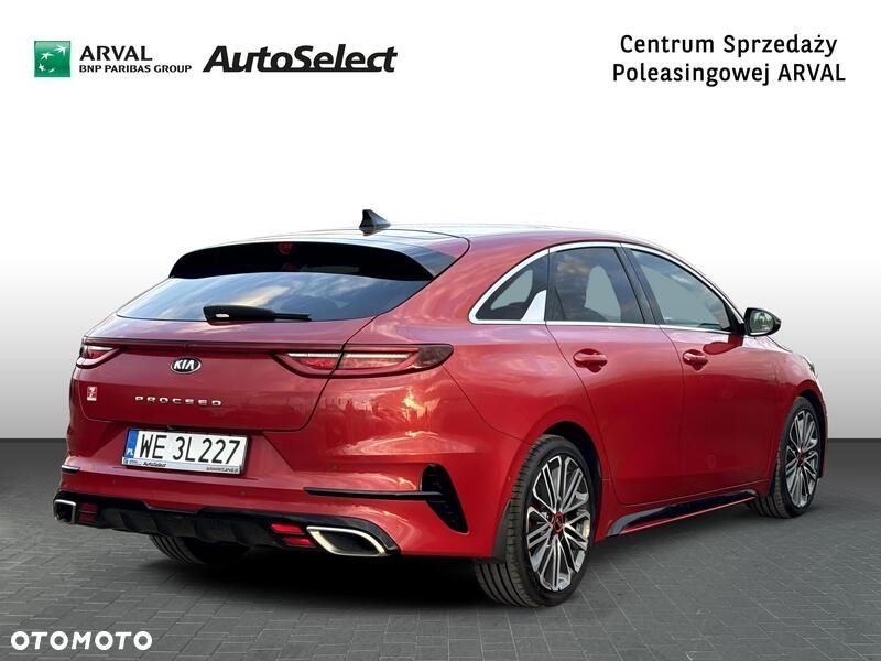 Kia ProCeed - 7