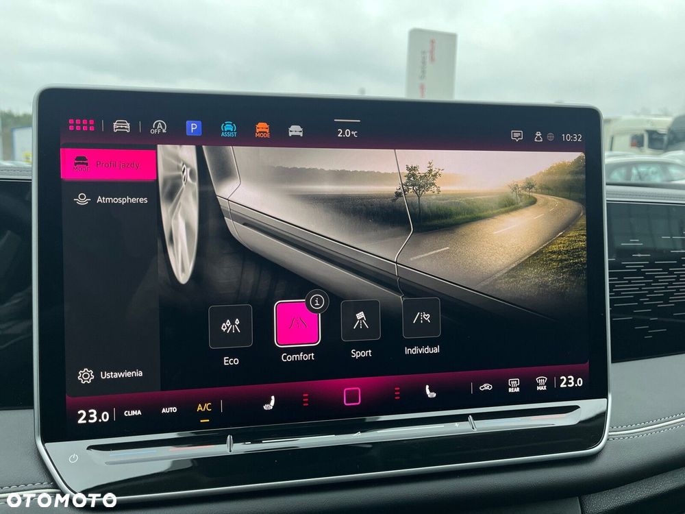 Volkswagen Tiguan - 38