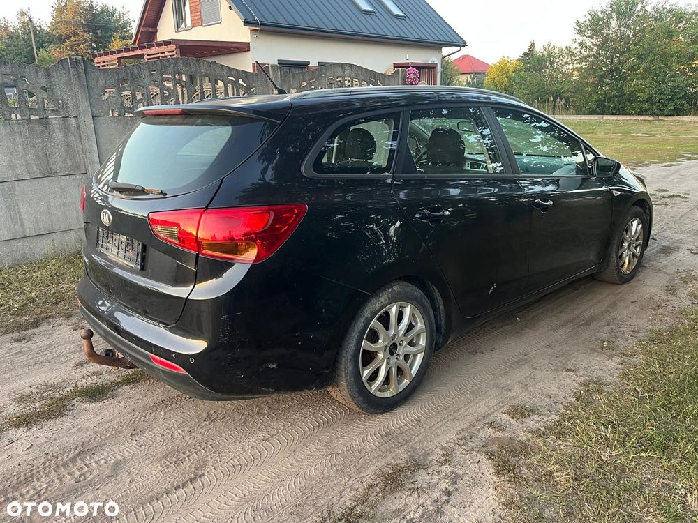 Kia Ceed 1.6 GDI Business Line - 4