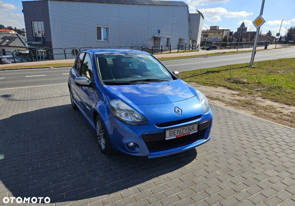 Renault Clio - 1