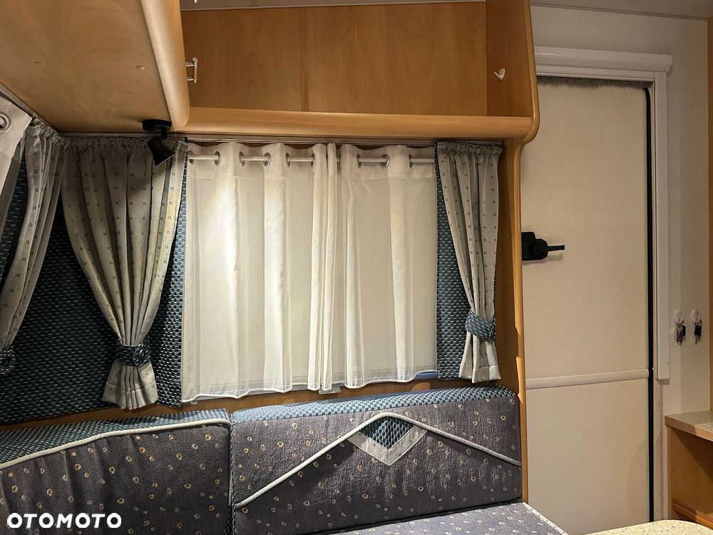 Burstner 500 VENTANA z napędem i markizą kasetową THULE. - 15