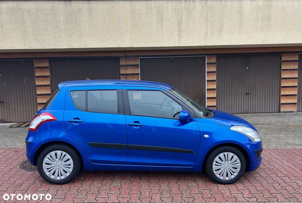 Suzuki Swift - 10
