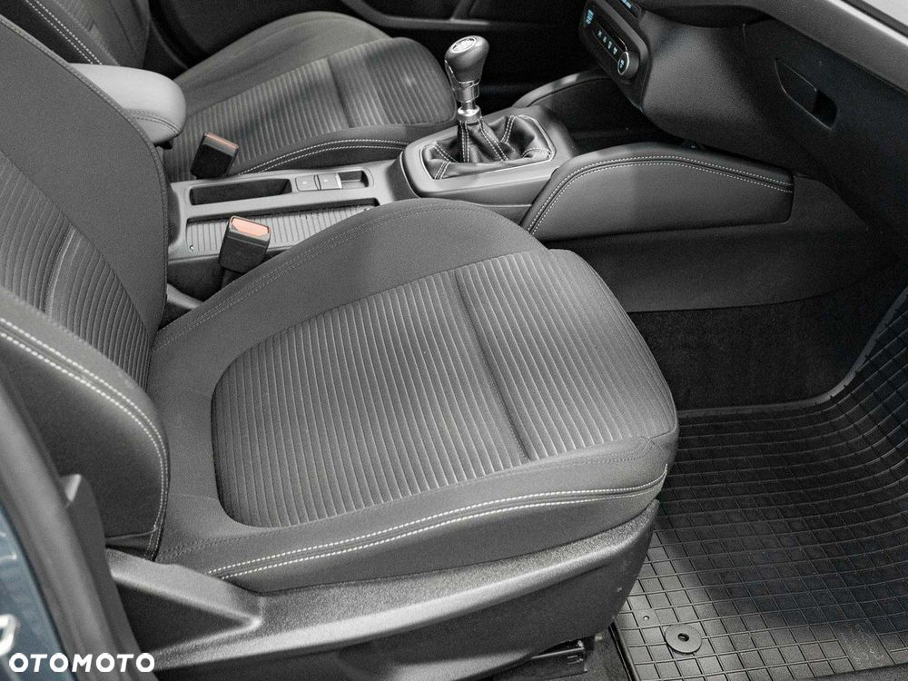 Ford Focus 1.0 EcoBoost Titanium X - 32