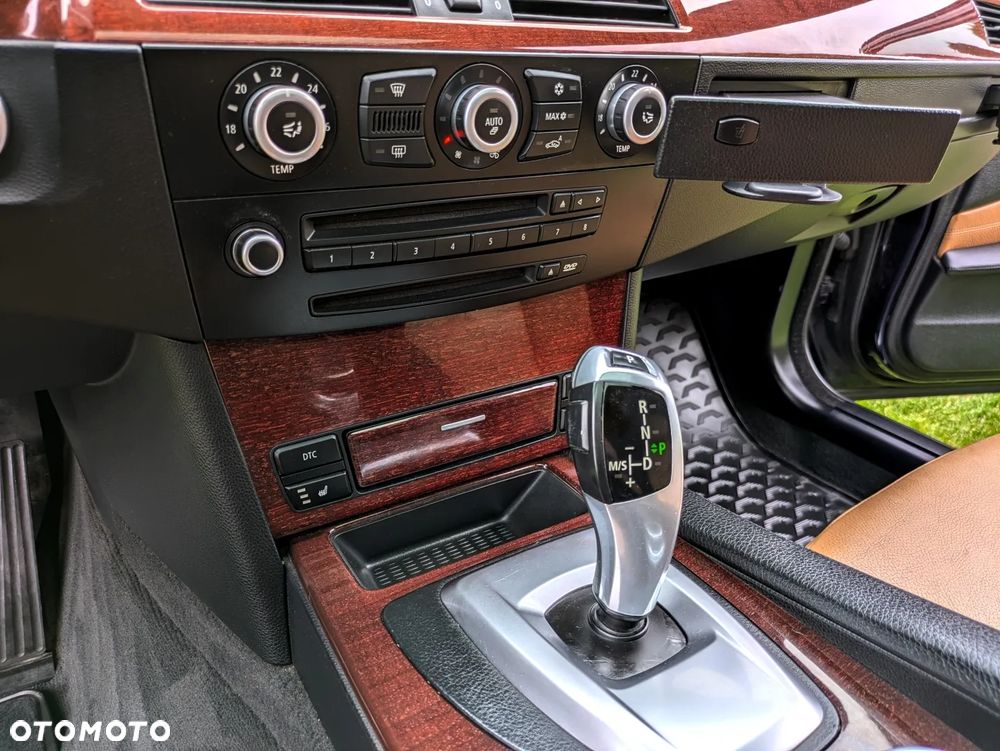 BMW Seria 5 - 36