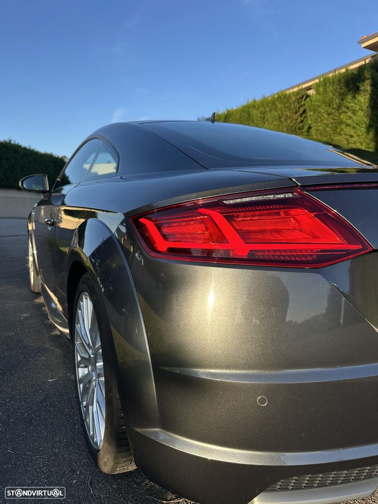 Audi TT Coupé - 8