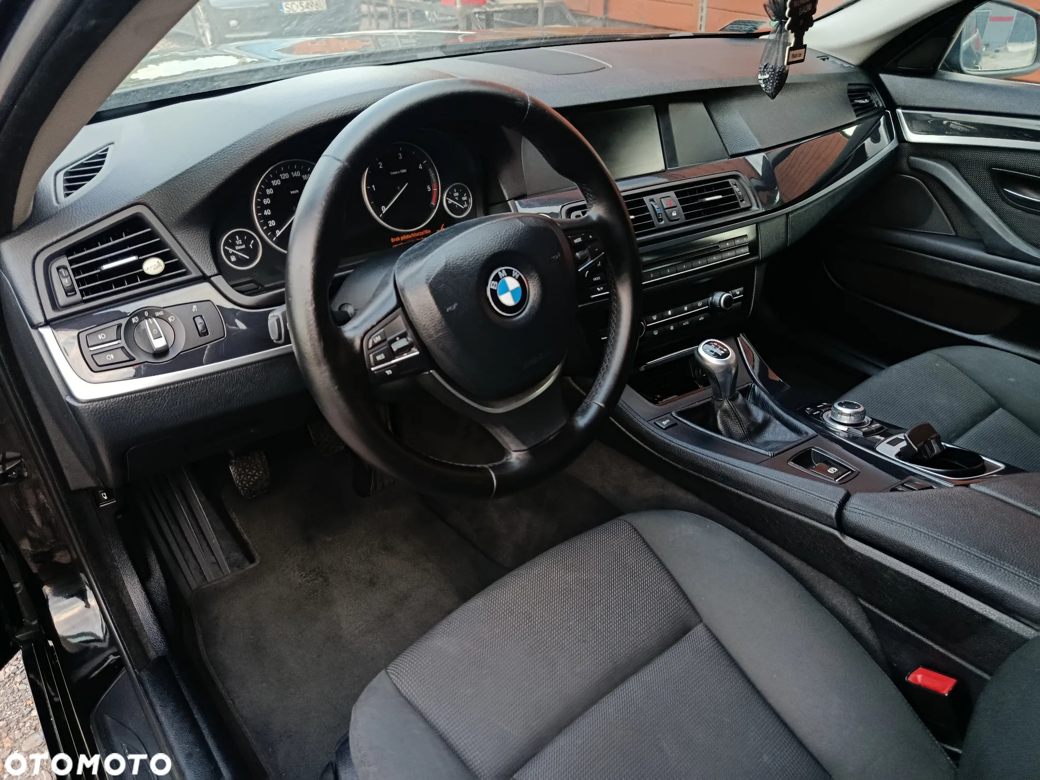 BMW Seria 5 520d Touring - 7