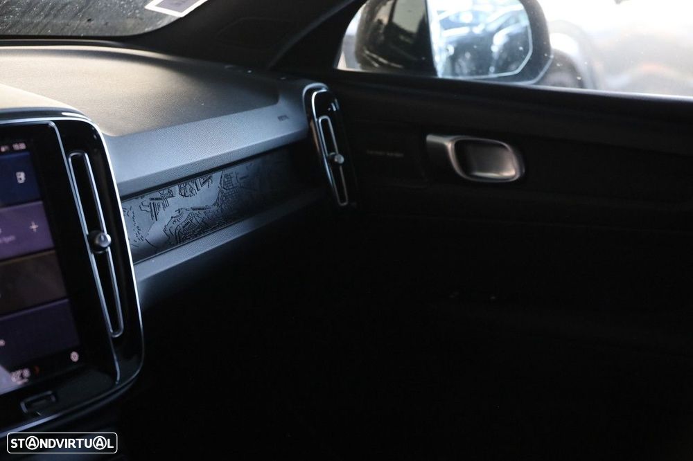 Volvo XC 40 Recharge Ultimate - 15