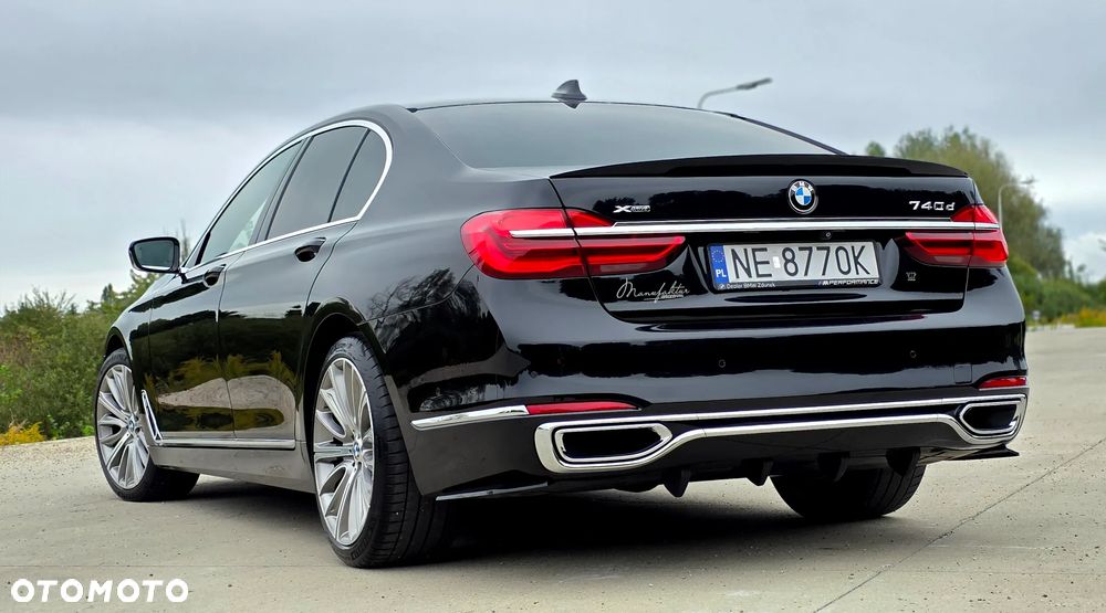 BMW Seria 7 - 12