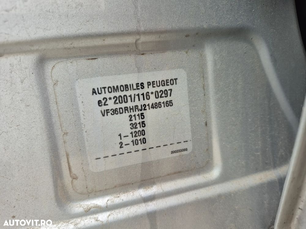 Peugeot 407 HDi 135 Automatik Platinum - 37