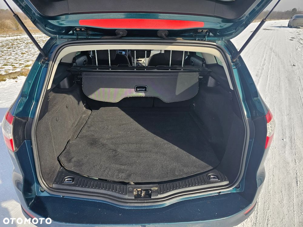 Ford Mondeo 2.0 Titanium - 31