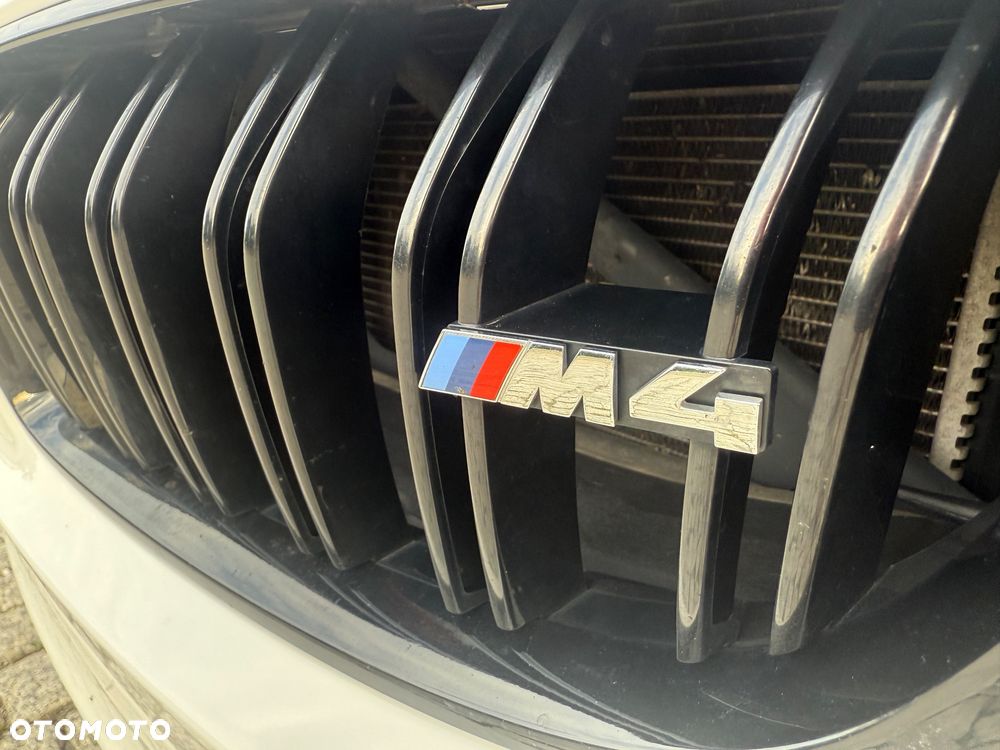 BMW M4 DKG - 14