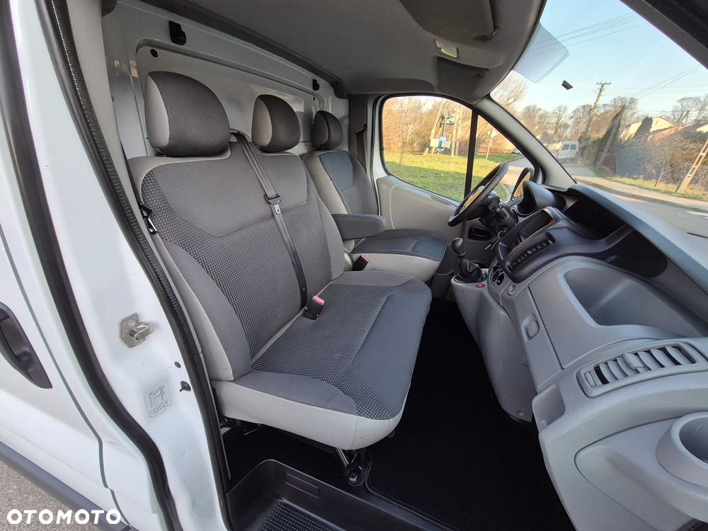 Opel Vivaro - 27