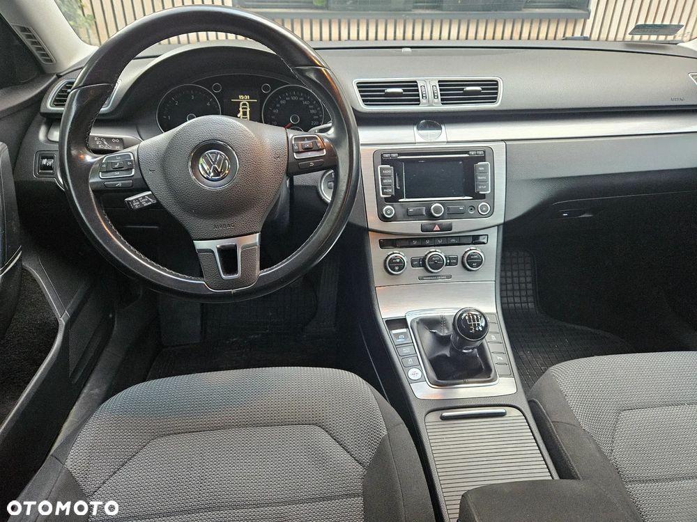 Volkswagen Passat 2.0 TDI Highline - 3