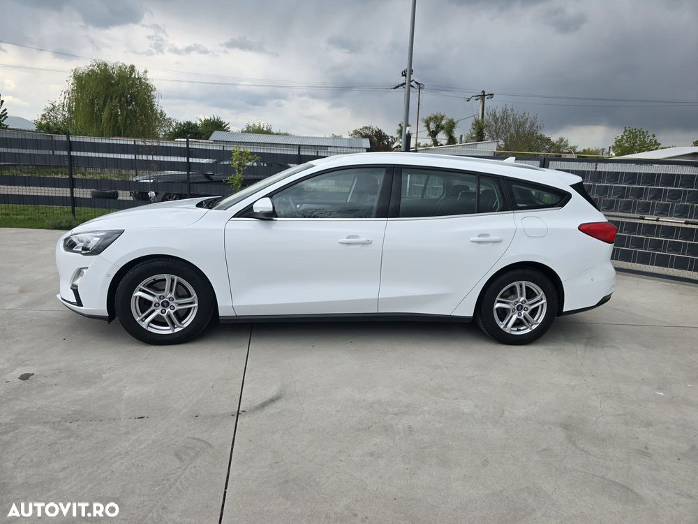 Ford Focus - 5