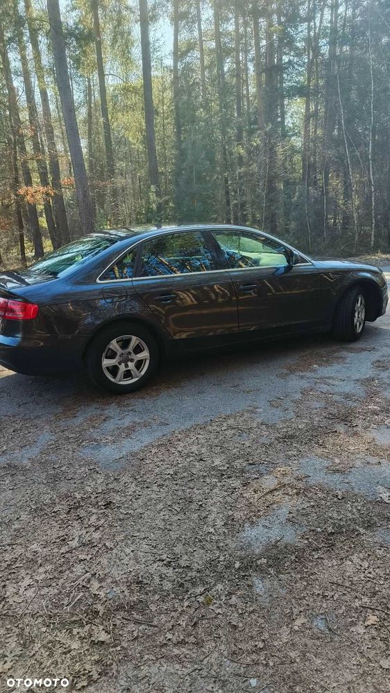 Audi A4 Limousine - 2