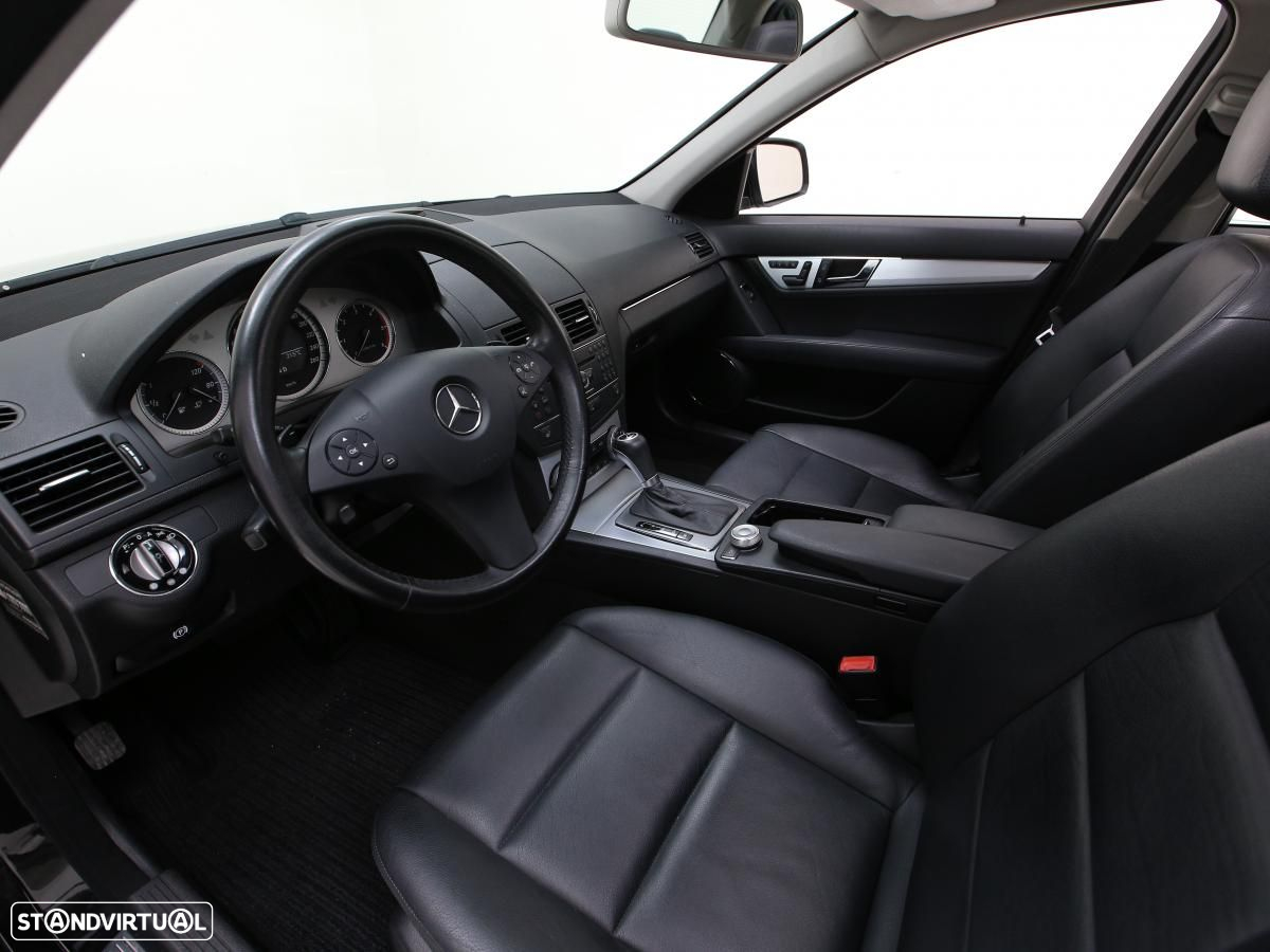 Mercedes-Benz C 320 - 8