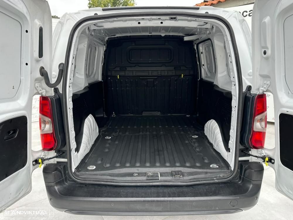 Toyota Proace City 1.5 D 3LUG. IVA Dedutível 6V - 6