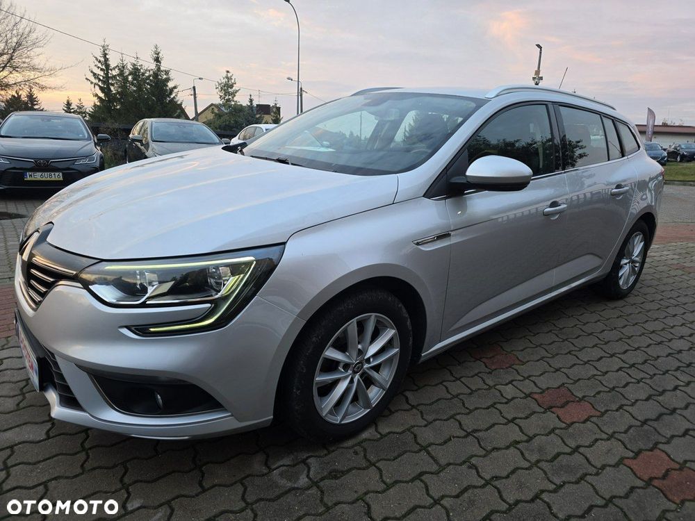 Renault Megane 1.5 Blue dCi Intens - 6