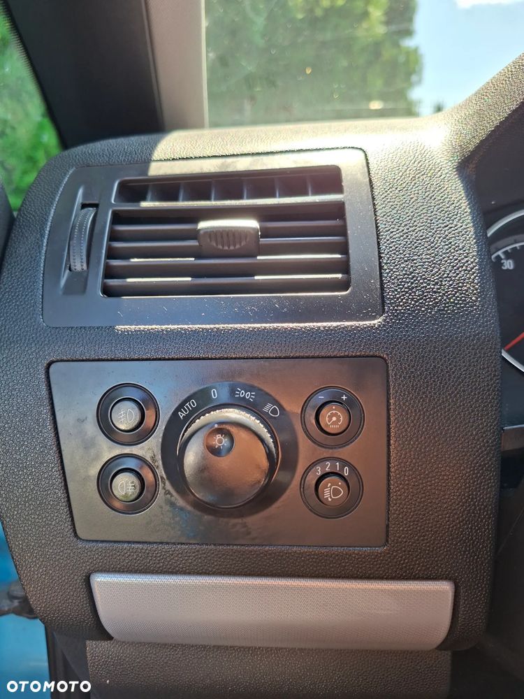 Opel Zafira - 6
