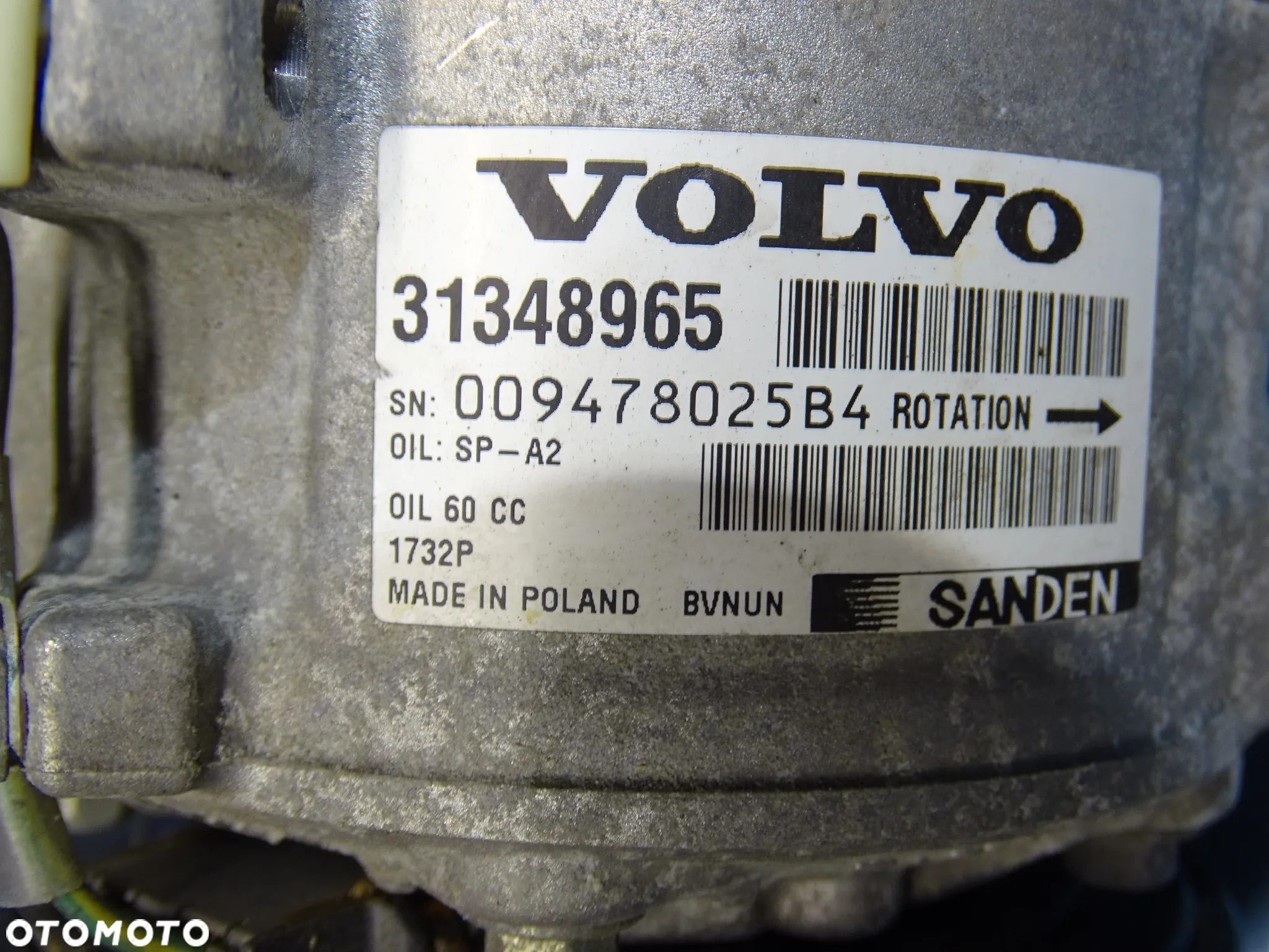 KOMPRESOR KLIMATYZACJI VOLVO V40 II 2,0D ORYGINAŁ 31348965 - 3