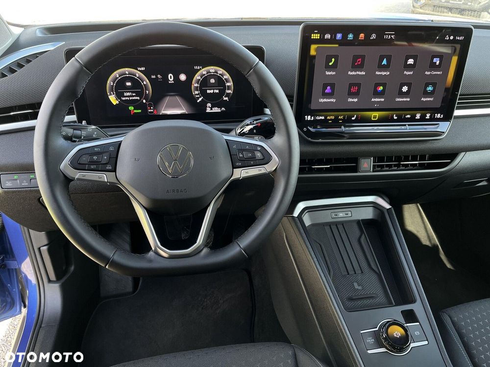 Volkswagen T-Roc - 22