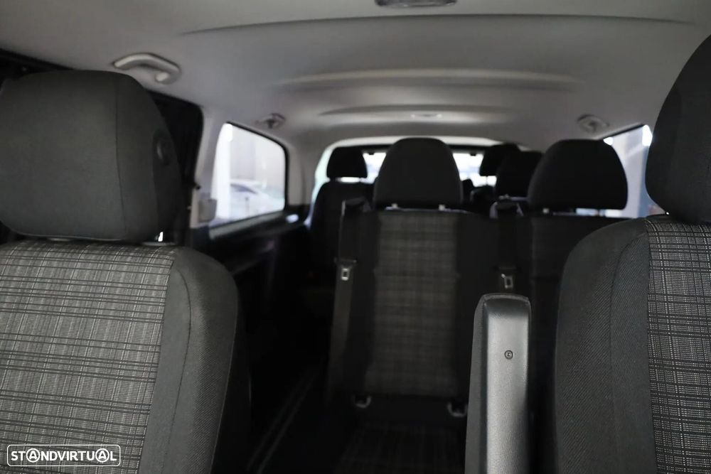 Mercedes-Benz Vito Tourer (BlueTEC) Extra-Longa PRO - 31