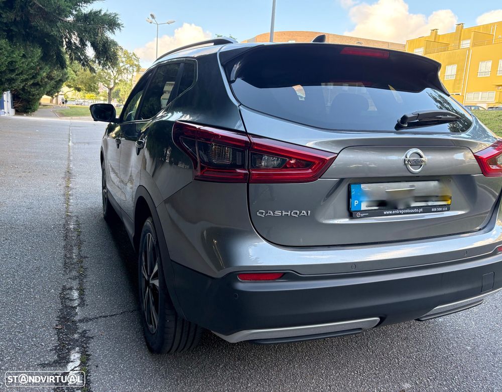 Nissan Qashqai 1.2 DIG-T N-Connecta RS 18 - 32