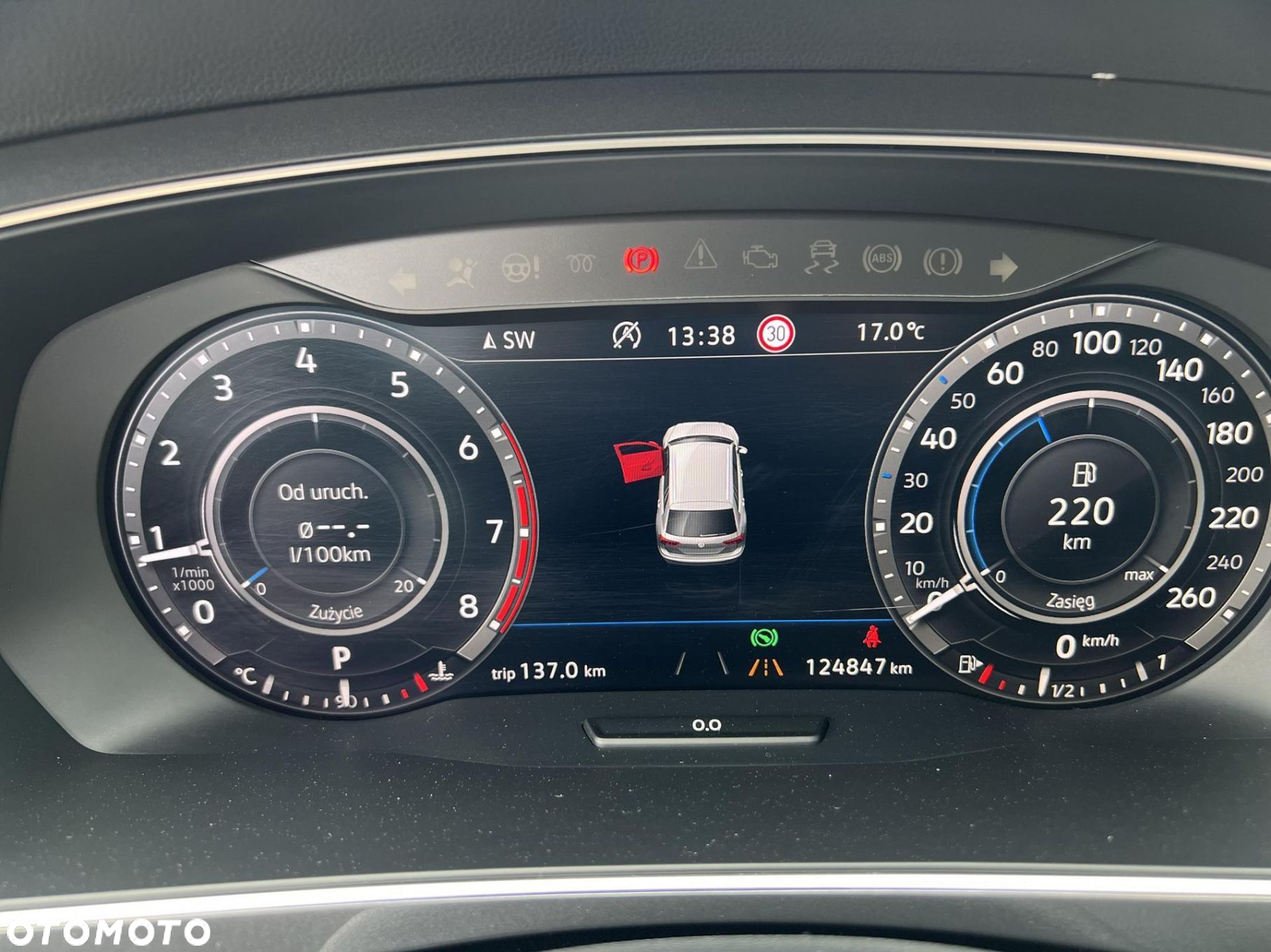 Volkswagen Tiguan - 10