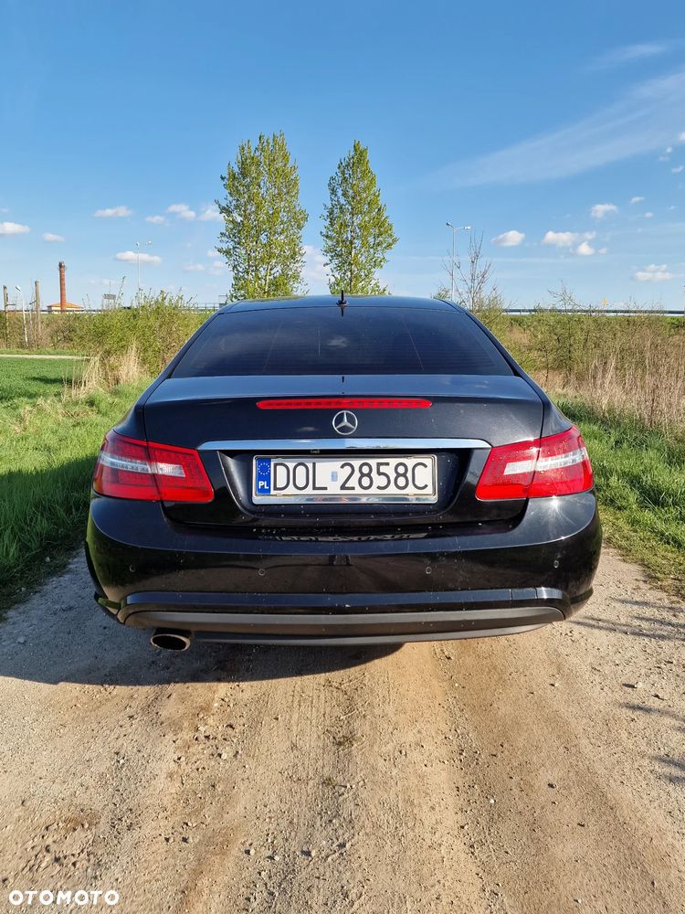 Mercedes-Benz Klasa E 200 CGI BlueEff - 7