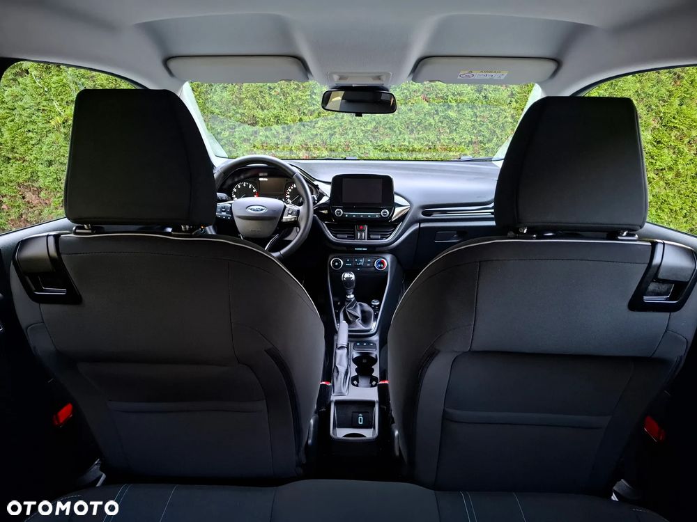 Ford Fiesta - 12