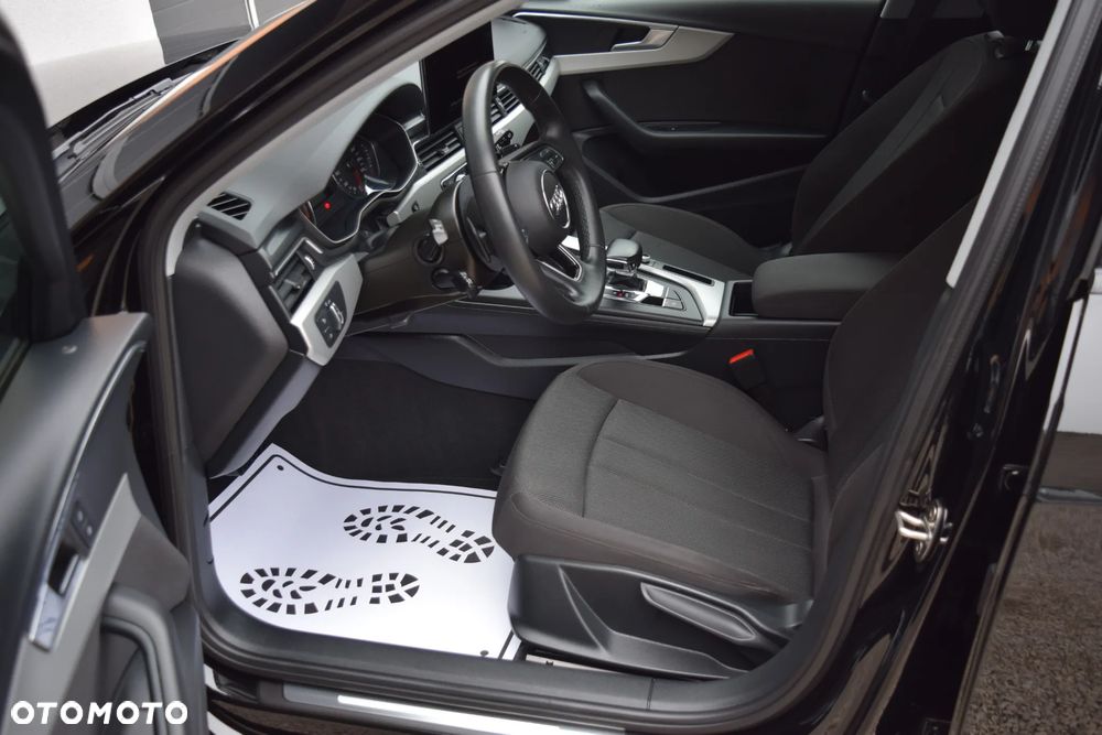 Audi A4 Avant 40 TFSI S tronic advanced - 20