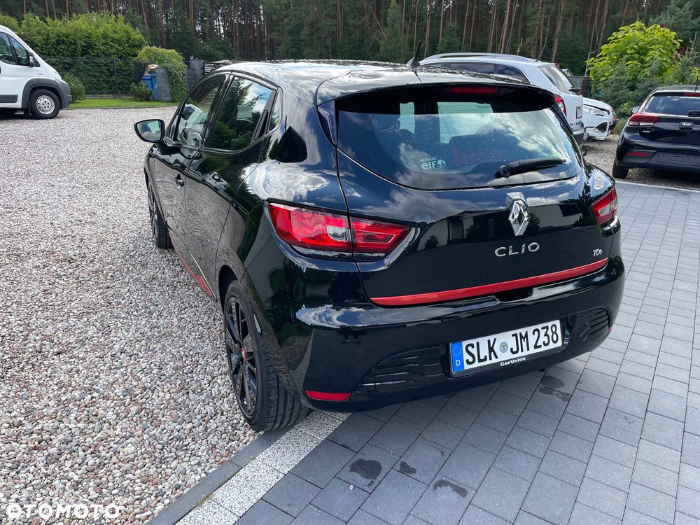 Renault Clio Limited - 10