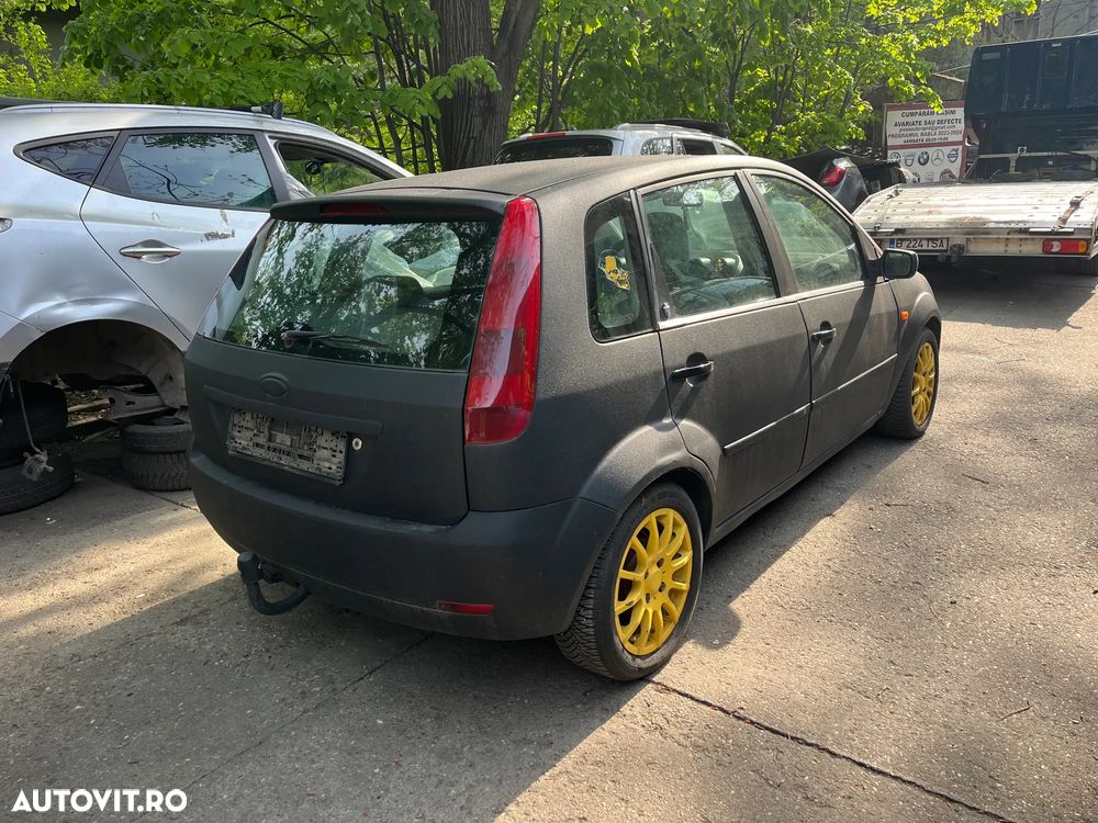 Dezmembrez Ford Fiesta MK5 non facelift negru raptor 1,4 TDCI 2003 carlig tractare - 4