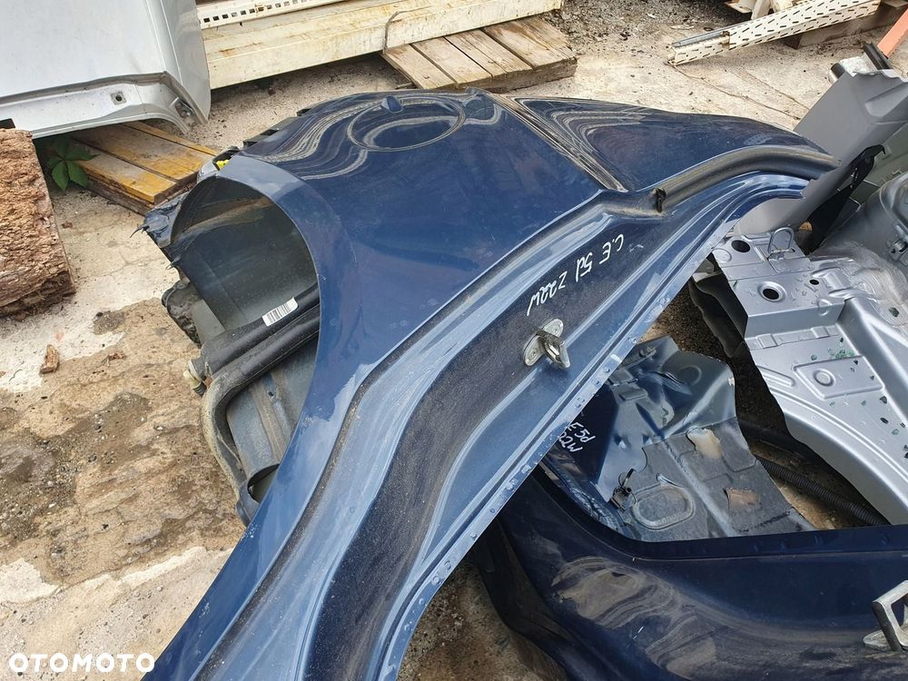 błotnik prawy tył Opel Corsa E 5d - 5