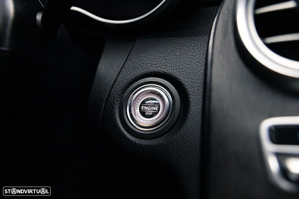 Mercedes-Benz C 220 d Station 9G-TRONIC AMG Line - 32