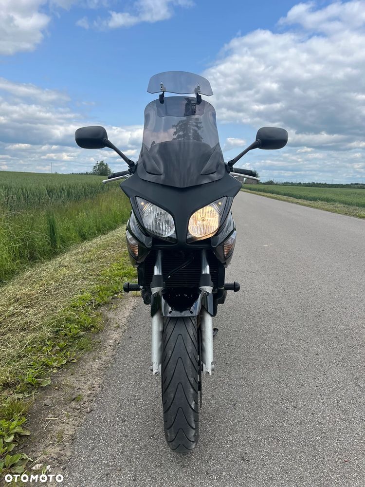 Honda CBF - 2