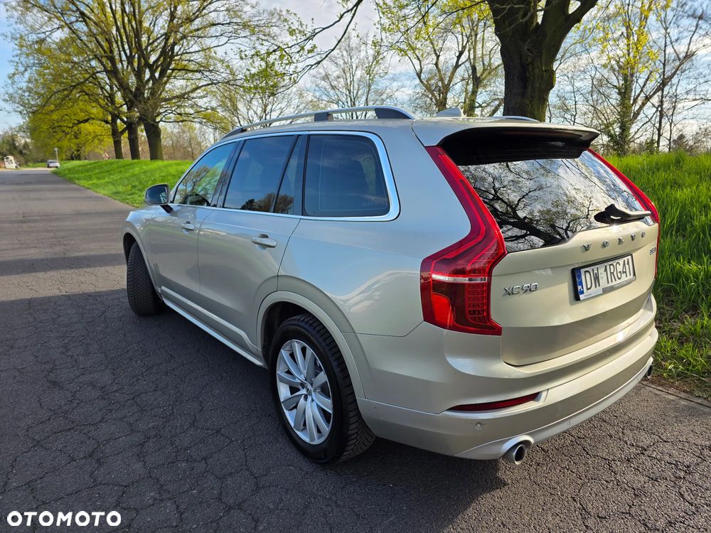 Volvo XC 90 D5 SCR AWD Momentum - 7